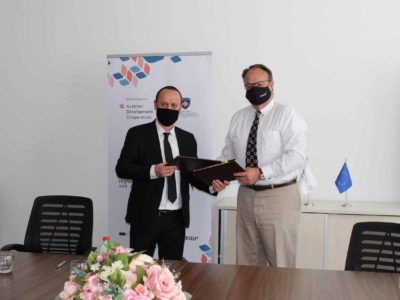 HERAS Plus and ResearchCult Projects join forces for establishing the first Research Information System in Kosovo by signing a Memorandum of Understanding