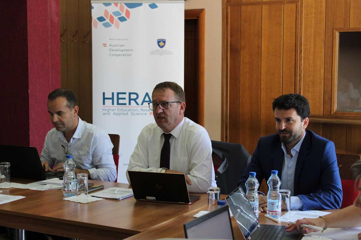 HERAS Plus supports the University “Fehmi Agani” in Gjakova in reviewing and revising the internal legal acts